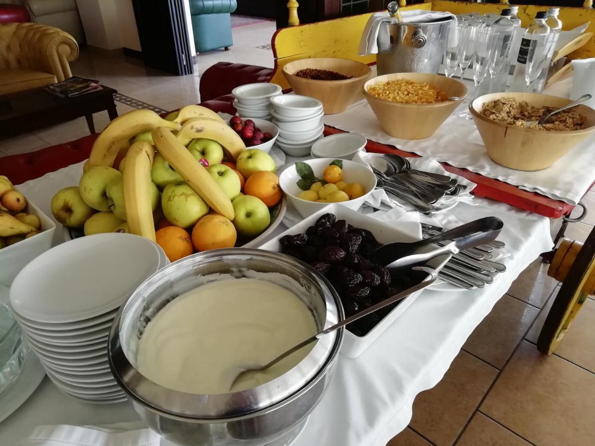 Hotel Sabbie D'Oro Giardini Naxos Bagian luar foto