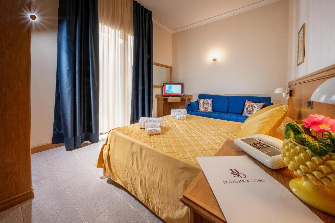 Hotel Sabbie D'Oro Giardini Naxos Bagian luar foto