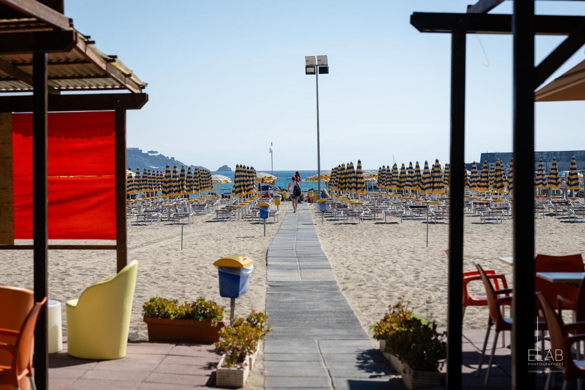 Hotel Sabbie D'Oro Giardini Naxos Bagian luar foto