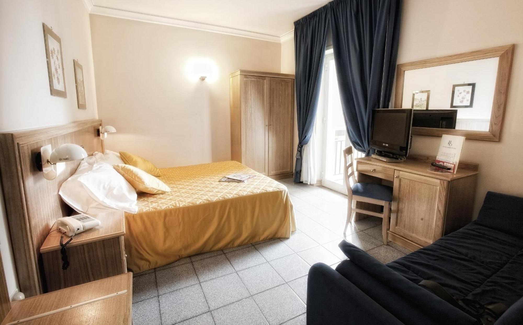 Hotel Sabbie D'Oro Giardini Naxos Ruang foto