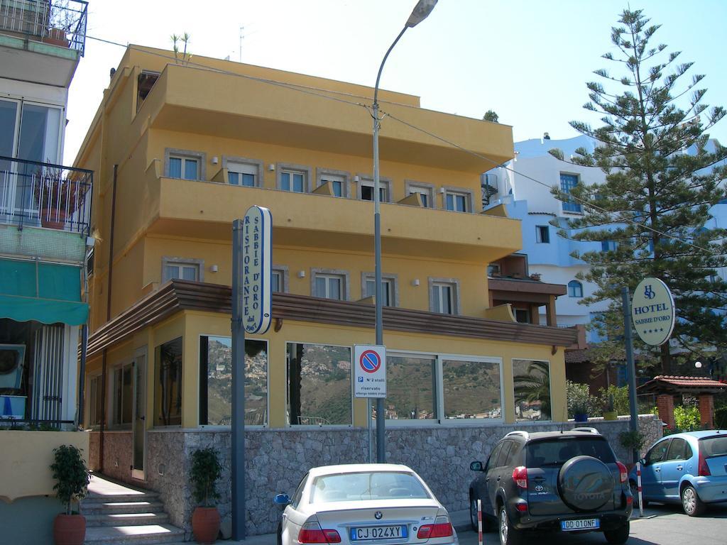 Hotel Sabbie D'Oro Giardini Naxos Bagian luar foto